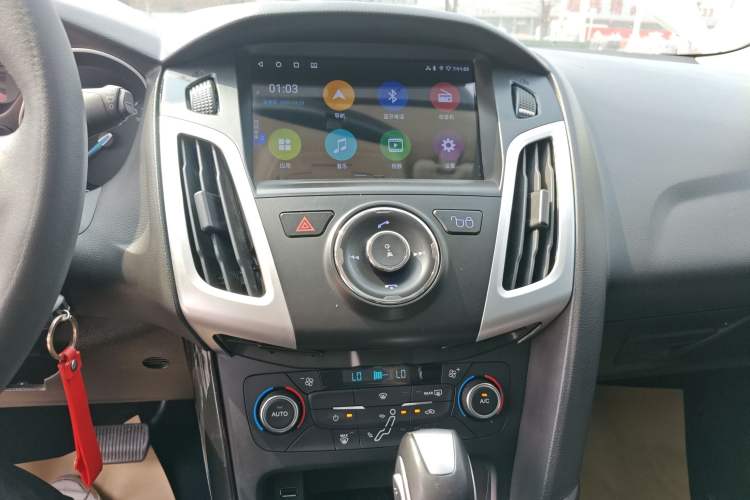 Used Ford Focus 2017 Hatchback EcoBoost 125 Automatic - Ultra-Powerful Style Edition with Smart Drive Features