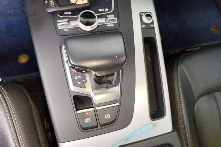 Used Audi Q5L 2020 Updated 40 TFSI Prestige Fashion Edition