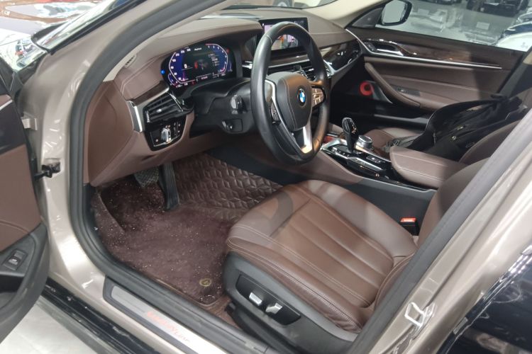 Used BMW 5 Series 2020 525Li Luxury Package Left Front Seat