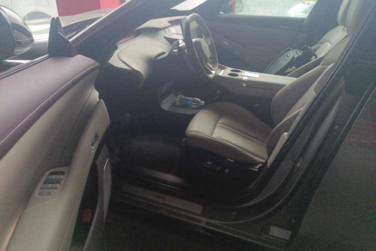 Used Xiaomi Auto YU7 2025 Ultra-Long Range All-Wheel Drive Pro Version