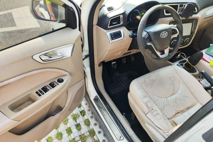 Used FAW Junpai D60 2016 1.5L Manual Luxury Version Driver Seat