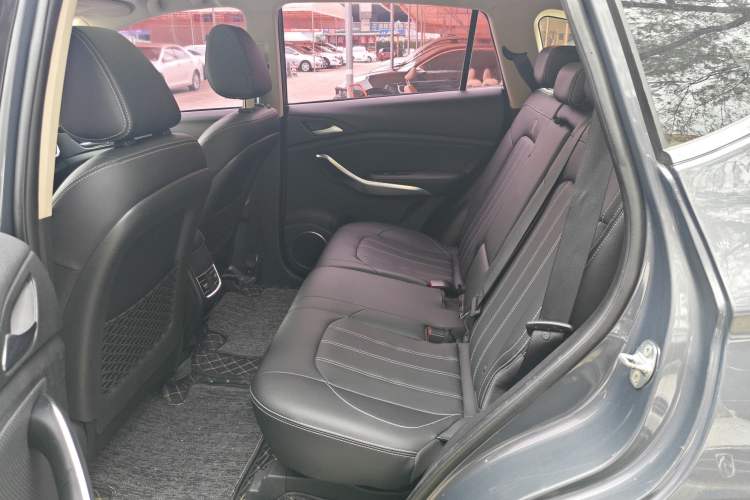 Used BYD Song New Energy 2019 Song DM 1.5TID Smart Connect Dynamic Model Left Rear Seat