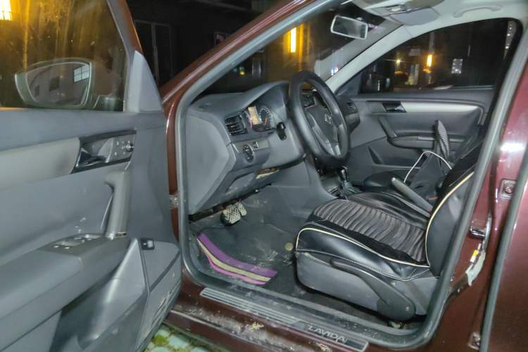 Used Volkswagen Lavida 2013 1.4TSI DSG Comfort Edition
