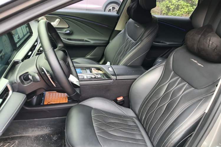 Used Chery Arrizo 8 2023 High-Performance Edition 2.0T DCT Powerfully Equipped