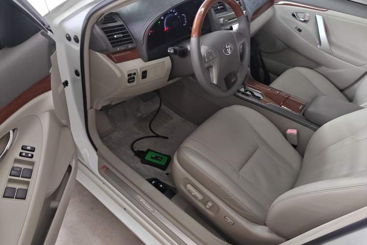 Used Toyota Camry 2013 200G Classic Luxury Edition
