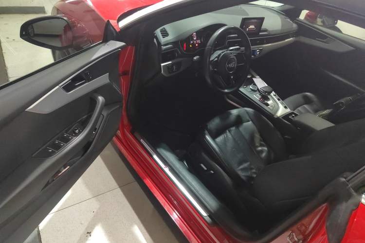 Used Audi A5 2017 Cabriolet 40 TFSI Fashion Model
