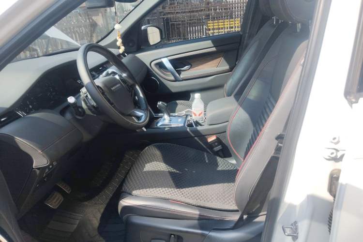 Used Land Rover Discovery Sport 2020 249 PS R-Dynamic Performance Edition Left Front Seat