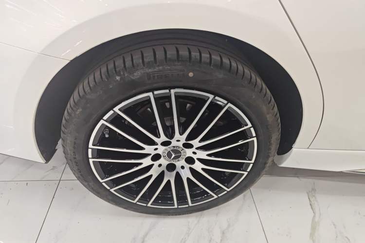 Used Mercedes-Benz C-Class 2025 Facelift C 260 L Sport Edition