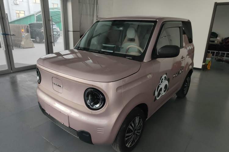 Used Geely Galaxy Panda 2023 Panda Mini 200km Endurance Bear