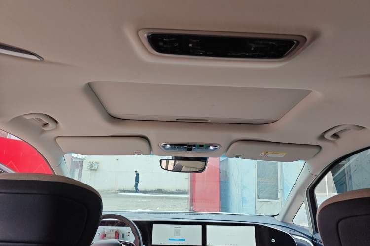 Used SAIC MAXUS G90 2022 2.0T Xingyun Seven-Seater Version