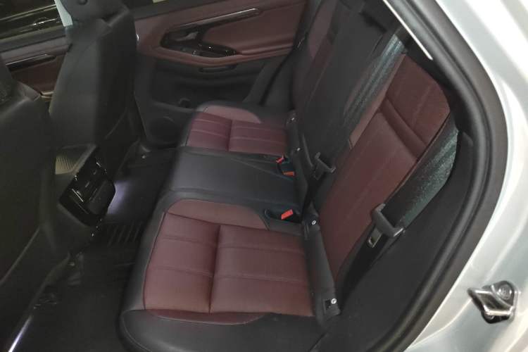 Used Land Rover Range Evoque 2021 Range Rover Velar L 249PS R-Dynamic First Edition