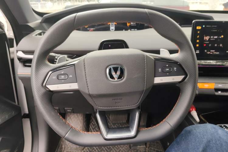 Used CHANGAN UNI-V 2024 1.5T Prestige Edition
