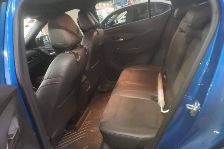 Used Buick Envista 2022 1.5T GS Fuel-Efficient Version Left Rear Seat