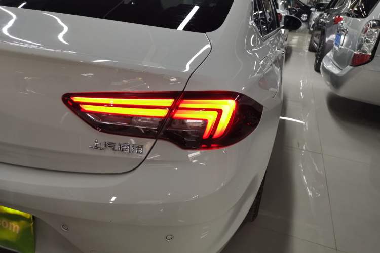 Used Buick Regal 2019 20T Elite Version China VI Standard Right Rear Taillight