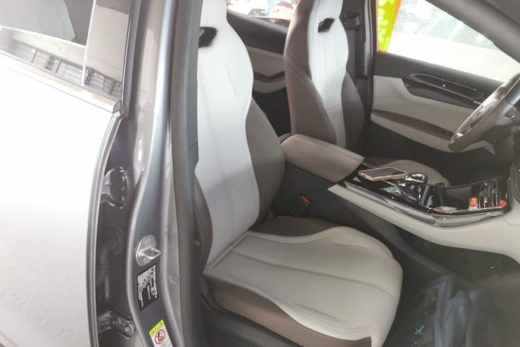 Used BYD Qin PLUS 2024 HONOR Edition DM-i 55KM Leading Model Right Front Seat