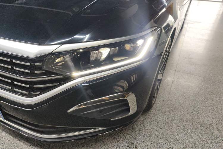 Used Volkswagen Passat 2024 380TSI Dragon Edition
