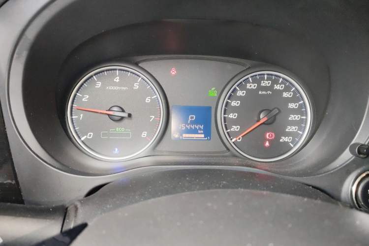 Used Mitsubishi Outlander 2018 2.0L Two-Wheel-Drive Jiale Edition 7-Seater