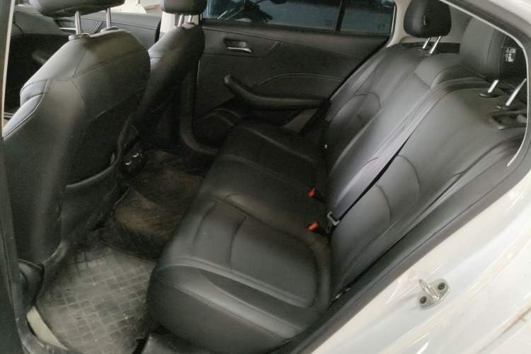 Used Roewe i5 2023 1.5L CVT Luxury Edition Left Rear Seat