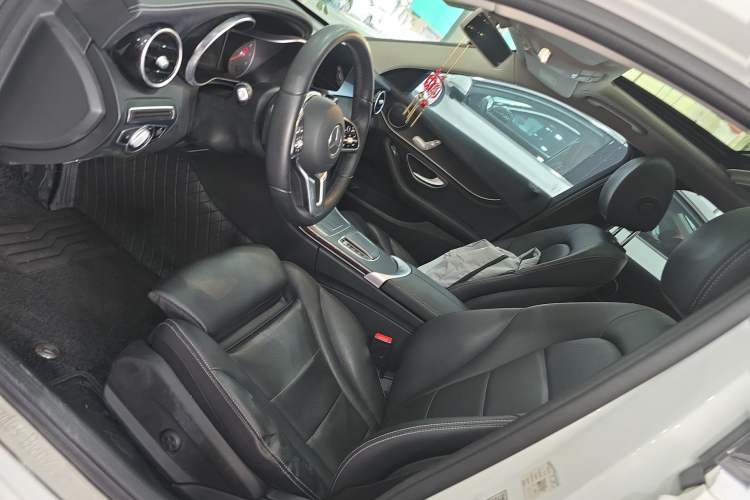 Used Mercedes-Benz C-Class 2019 C 180 L Fashion Edition Sport Version
