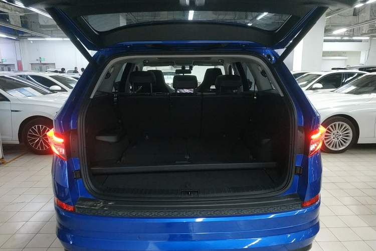 Used Skoda Kodiaq 2022 TSI330 7-Seater Two-Wheel-Drive Luxury Edition