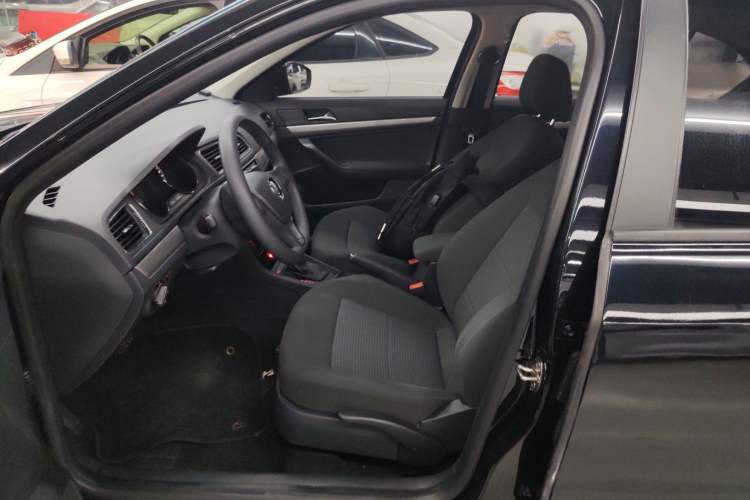 Used Volkswagen Lavida 2017 1.6L Automatic Fashion Edition
