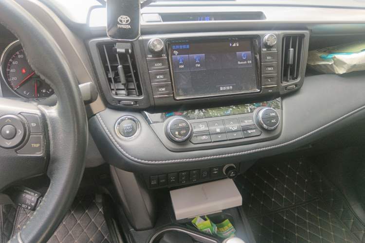 Used Toyota RAV4 2016 2.5L Automatic 4x4 Elite Edition