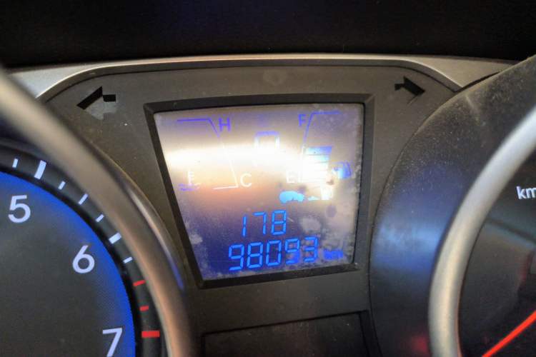 Used Hyundai ix35 2015 2.0L Automatic 2WD Smart Type China IV
