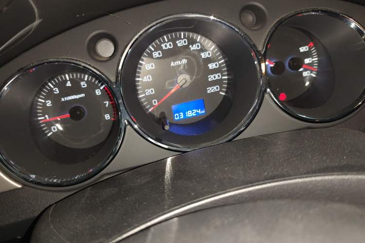 Used Dongfeng Aeolus H30 2014 CROSS 1.5L Manual Gratitude Edition