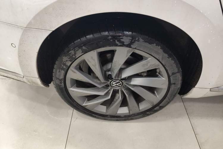 Used Volkswagen FAW-Volkswagen CC 2023 380TSI Striking Edition Exterior 5