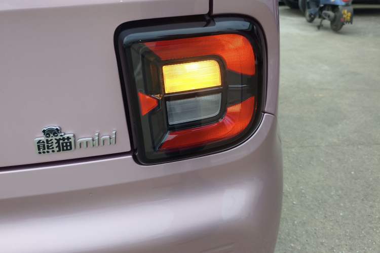 Used Geely Galaxy Panda 2024 Panda Mini 200km Endurance Bear