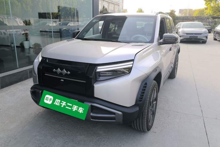 Used Formula Leopard Titanium 3 2025 501KM All-Wheel Drive Intelligent Driving Ultra Version