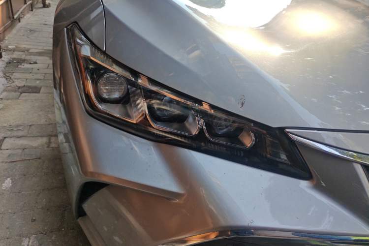 Used Toyota Avalon 2019 2.0L XLE Premium Edition China VI