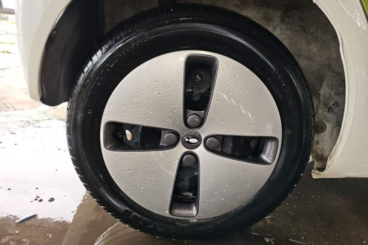 Used ORA Black Cat 2021 301 km Basic Version