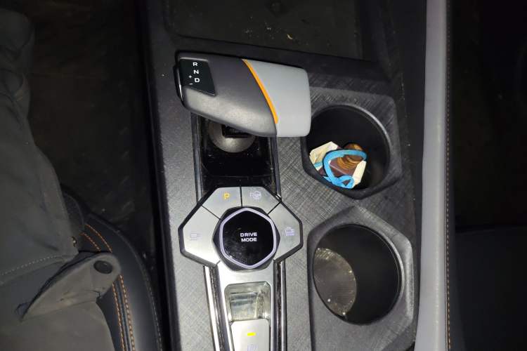 Used CHANGAN UNI-V 2022 1.5T Smart Navigation Version
