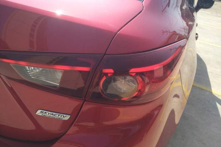 Used Mazda Mazda 3 Axela 2017 Sedan 1.5L Automatic Comfort Model Emission Standard China V