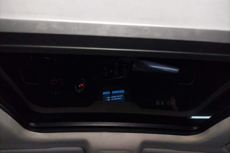 Used Audi Q3 2015 35 TFSI Comfort Model Headliner