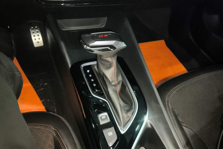 Used Buick Verano 2023 Pro GS Swift Edition Gear Lever