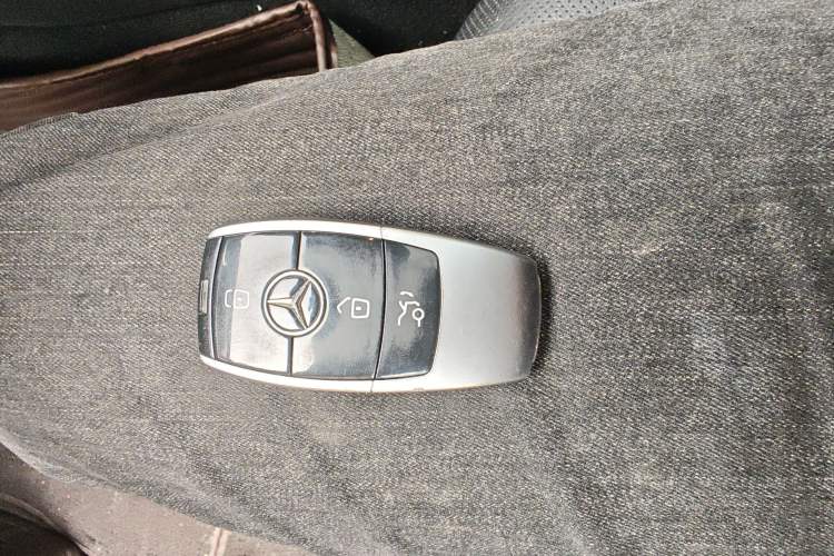 Used Mercedes-Benz S-Class 2019 S 450 L 4MATIC Vehicle Key