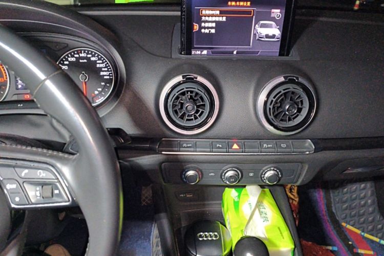 Used Audi A3 2018 30th Anniversary Edition Limousine 35 TFSI Fashion Model
