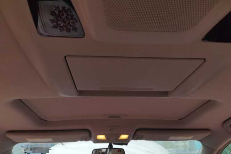 Used Nissan Quest 2015 3.5L SL
