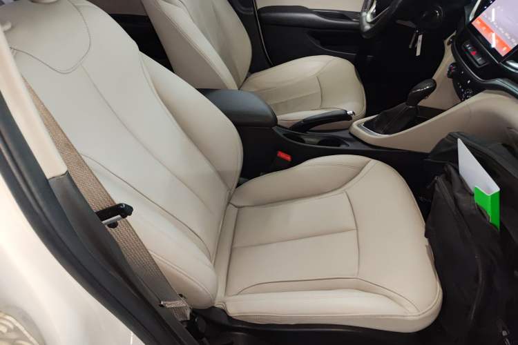 Used Buick GT 2018 15T Dual-Clutch Elite Model China V Standard Right Front Seat