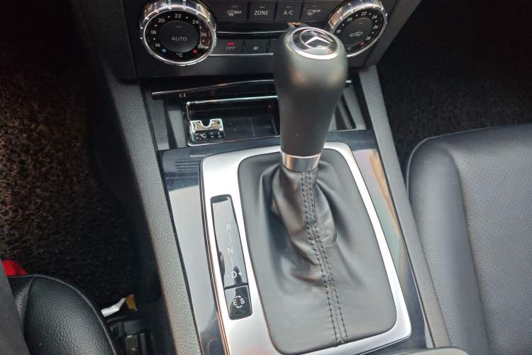 Used Mercedes-Benz C-Class 2011 C 180K Classic model Gear Lever