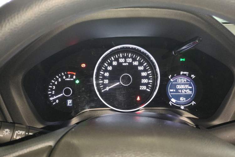 Used Honda Vezel 2020 1.5L CVT Pioneer Edition
