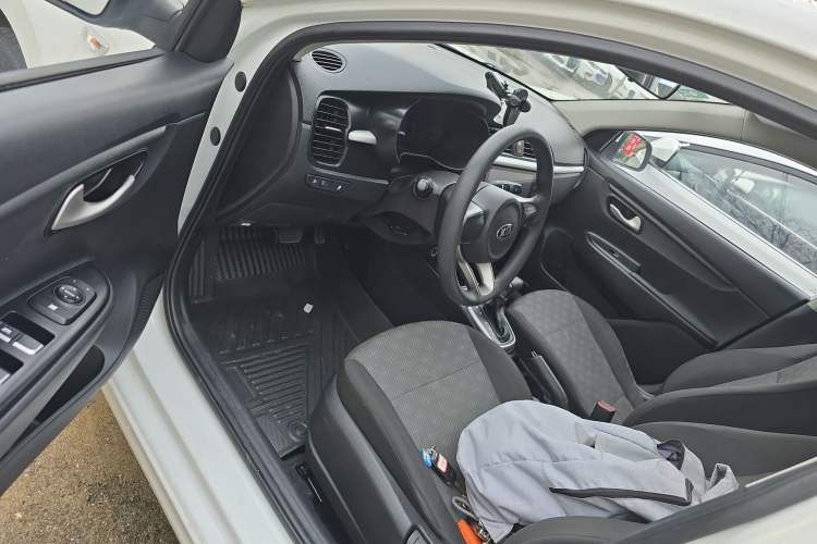 Used Kia K2 2019 Sedan 1.4L Automatic Transmission 15th Anniversary Special Edition GLS China VI Standard