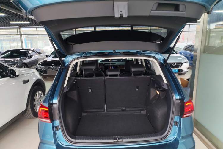 Used Volkswagen Tharu 2020 280TSI Two-Wheel Drive Luxury Edition China VI Standard