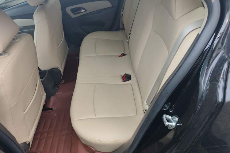 Used Chevrolet Cruze 2015 1.5L Classic SL MT
