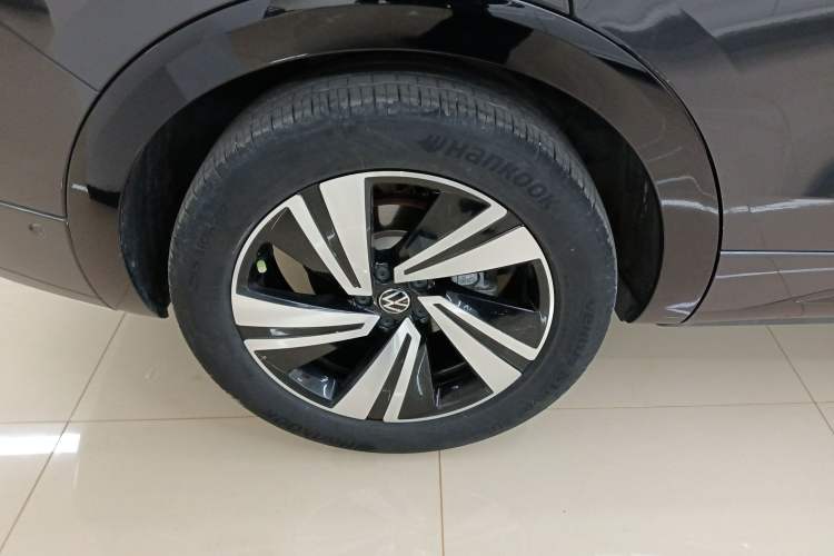 Used Volkswagen Tavendor 2023 380TSI Four-Wheel Drive R-Line Cruise Edition
