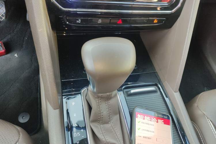 Used Volkswagen Viloran 2020 380TSI Prestige Edition
