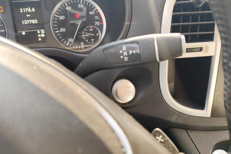 Used Mercedes-Benz Vito 2016 2.0T Business Edition