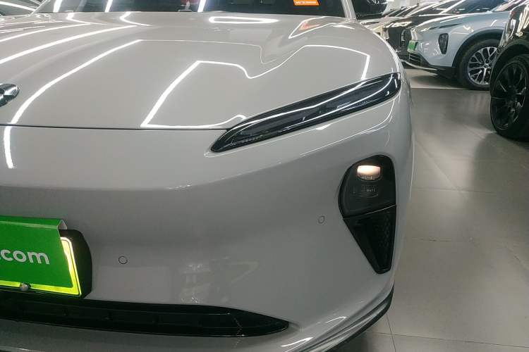 Used Nio ET5T 2024 75kWh Touring Left Front Headlight
